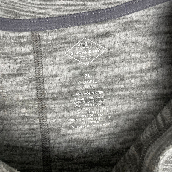 St. John’s Bay Heather Grey Women’s XL 3/4 Sleeve Ribbed Knit Shirt - Picture 3 of 4